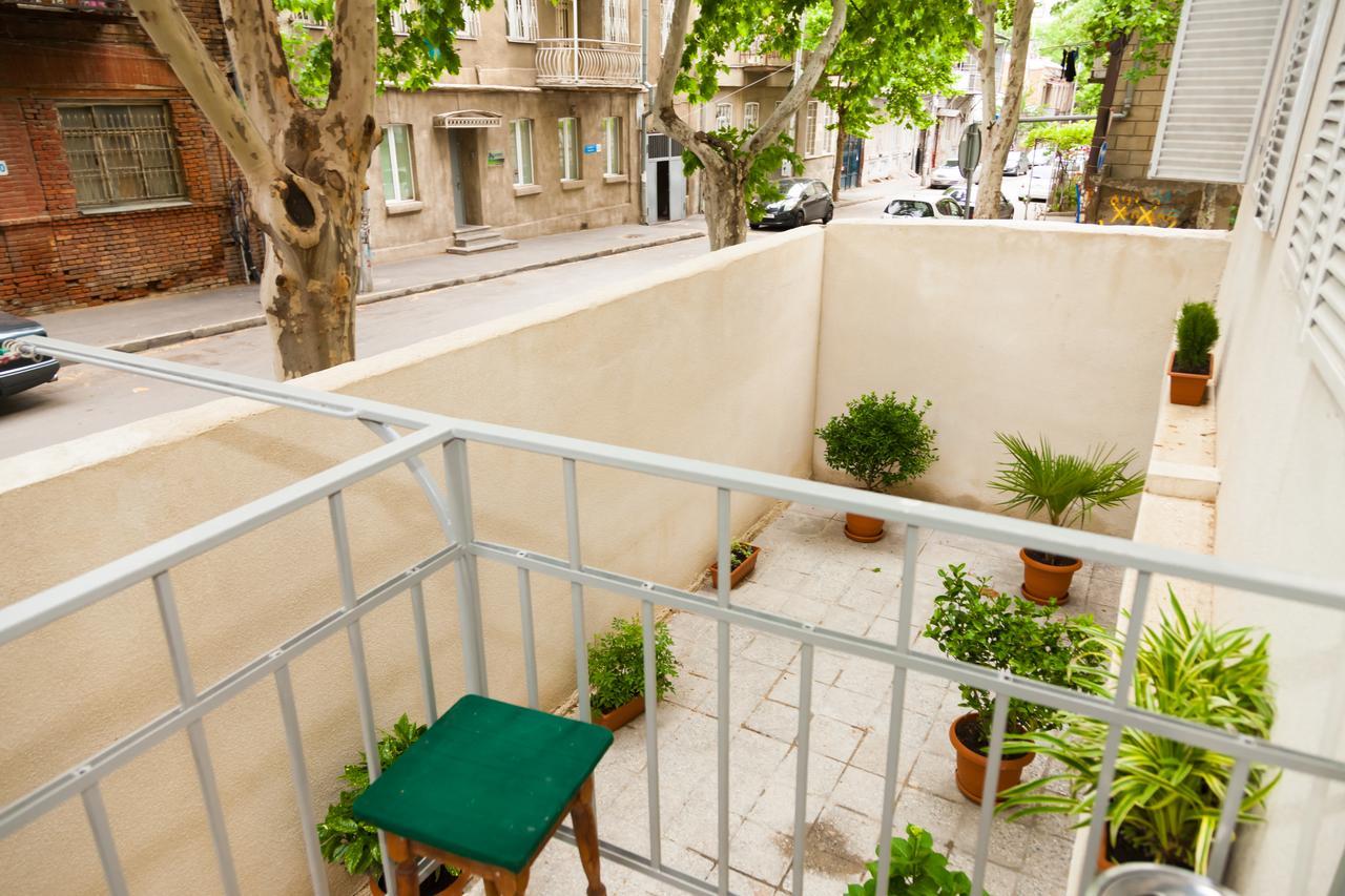 Holiday Rooms Тбилиси Экстерьер фото