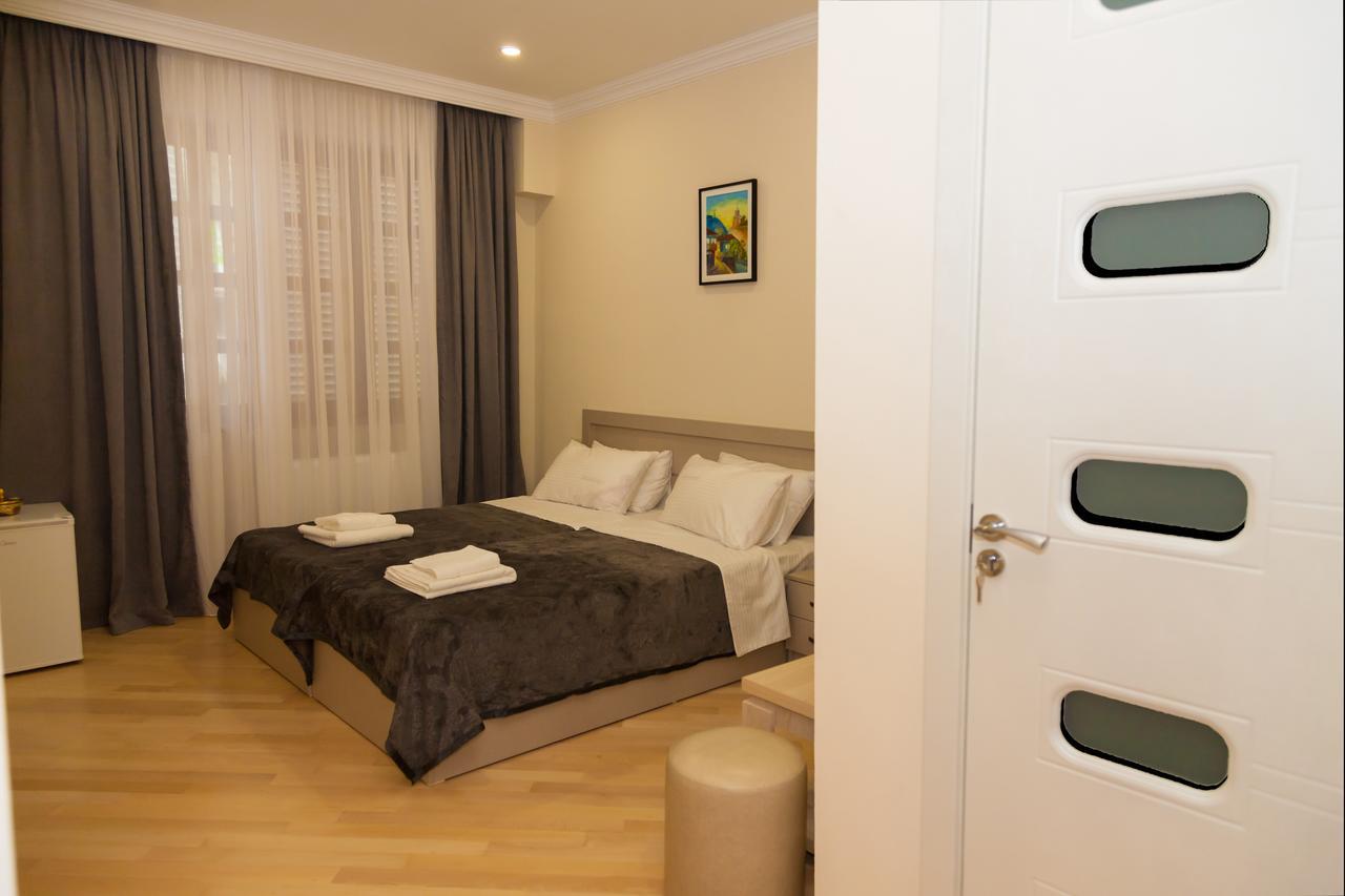 Holiday Rooms Тбилиси Экстерьер фото