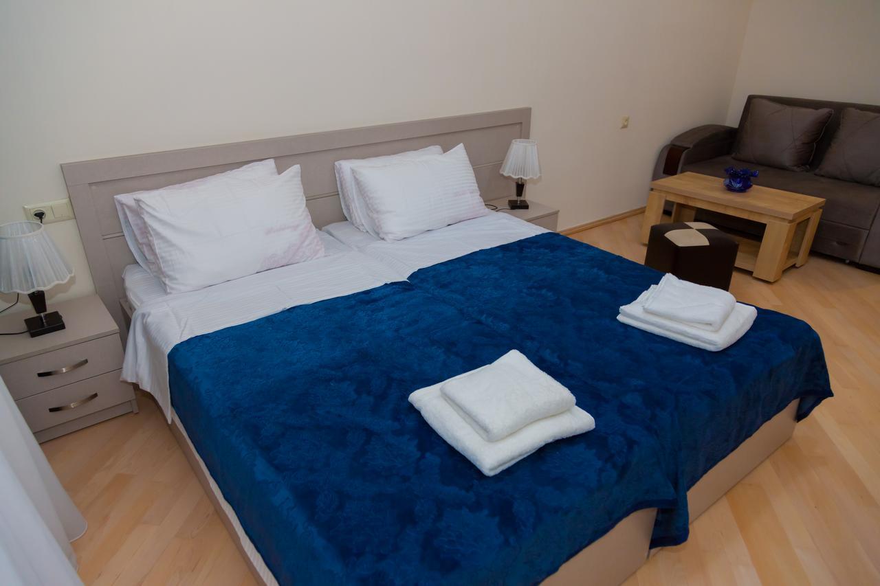 Holiday Rooms Тбилиси Экстерьер фото